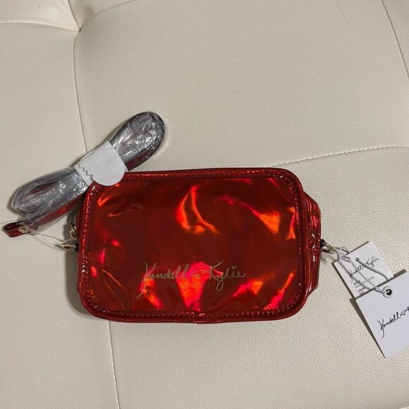 Kendall & Kylie Red (neon-like) Crossbody Bag - Picture 1 of 9